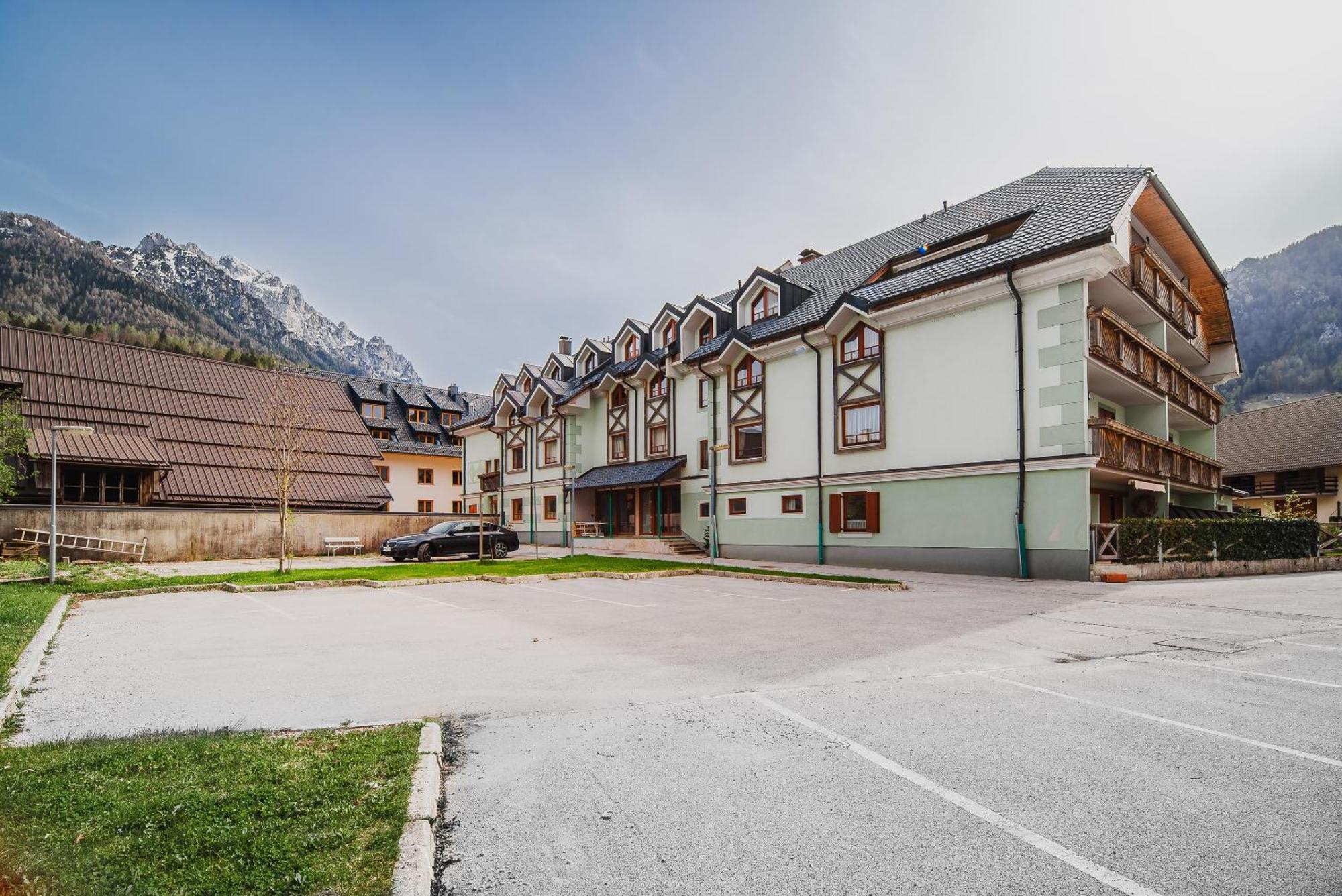 Apartments Slavec With Free Onsite Parking Kranjska Gora Eksteriør bilde